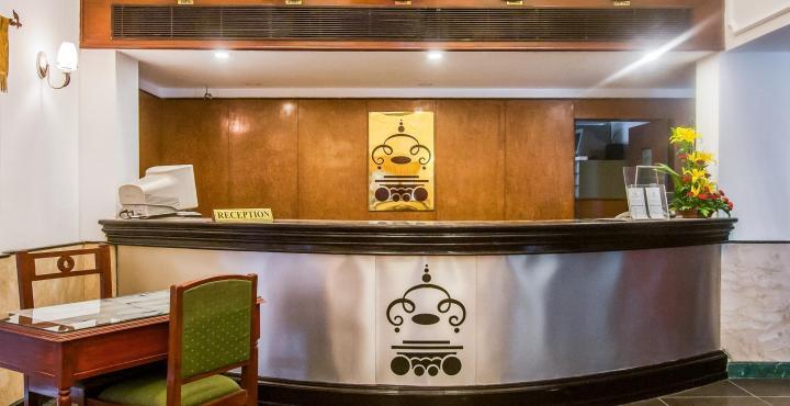 Hotel Chariot Ченнаи Экстерьер фото