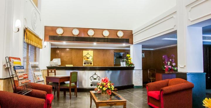 Hotel Chariot Ченнаи Экстерьер фото